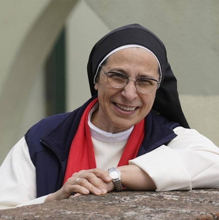 Sor Lucía Caram Padilla